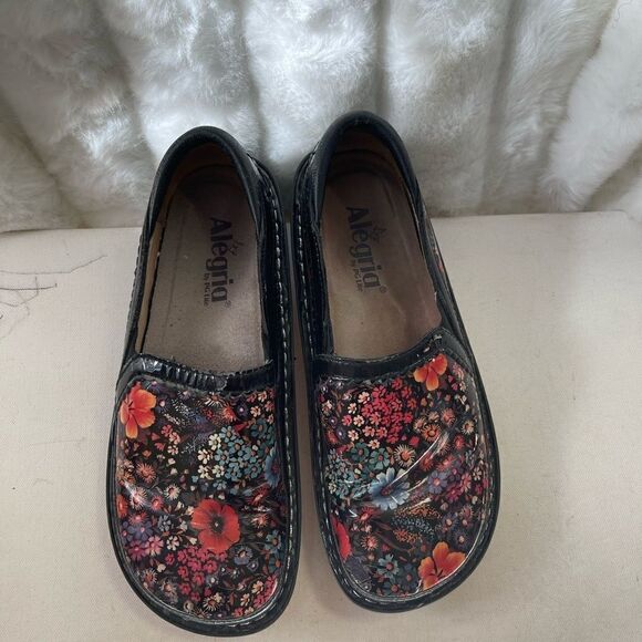 Alegria DEB  patent leather multi color floral prints slip on clogs size Euro 37 - Picture 2 of 15